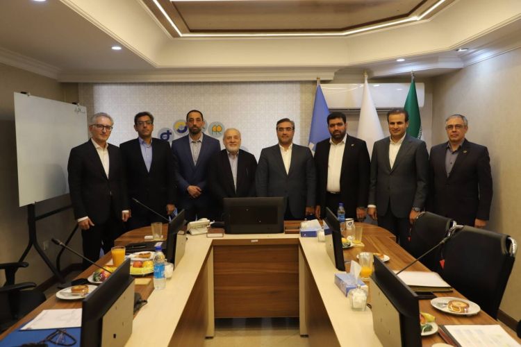 مراسم تکریم و معارفه اعضا و رئیس هیئت‌مدیره گروه صنعتی ایران‌ترانسفو برگزار شد