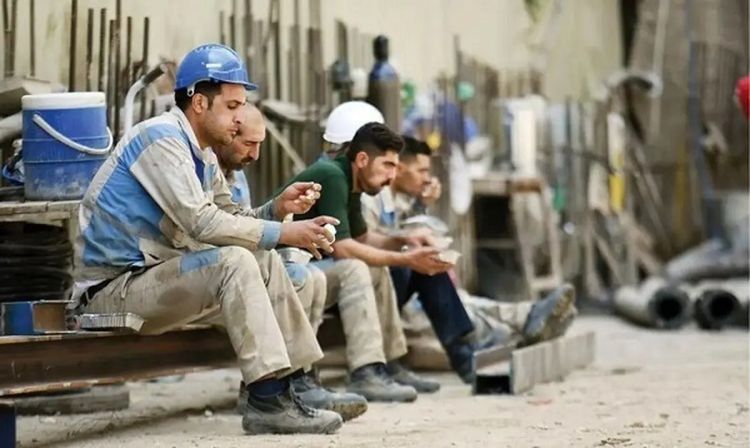 قطع برق؛ نان کارگران را قطع می‌کند