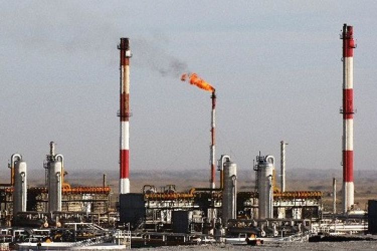 بهبود تولید نفت‌ و گاز از مخازن با تجهیزات محققان کشور