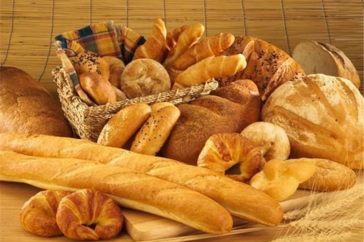 نان بربری به 3 هزار تومان رسید / سازمان حمایت بر قیمت‌گذاری نان‌ها نظارت می‌کند!