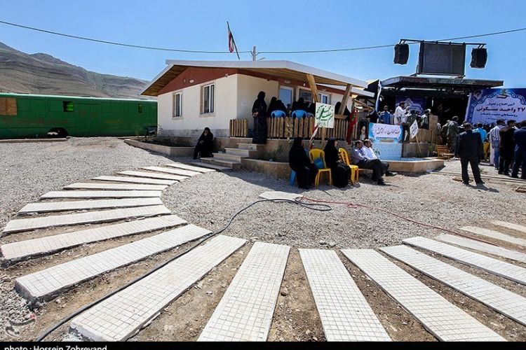 پایان ساخت 28 هزار واحد مسکونی زلزله زدگان کرمانشاه