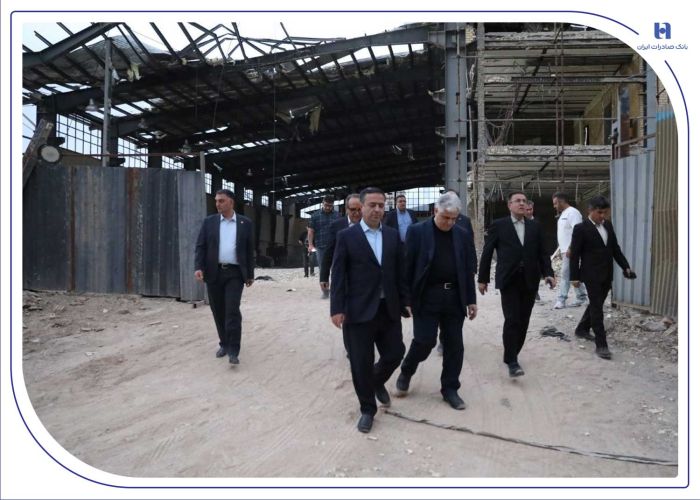 بازدید سرپرست بانک صادرات ایران از کارخانه آسیبدیده از جنگ؛ تأکید بر نقش بانک صادرات ایران در نوسازی اقتصاد پس از جنگ و اشتغالزایی پایدار بازدید سرپرست بانک صادرات ایران از کارخانه آسیبدیده از جنگ؛ تأکید بر نقش بانک صادرات ایران در نوسازی اقتصاد پس از جنگ و اشتغالزایی پایدار