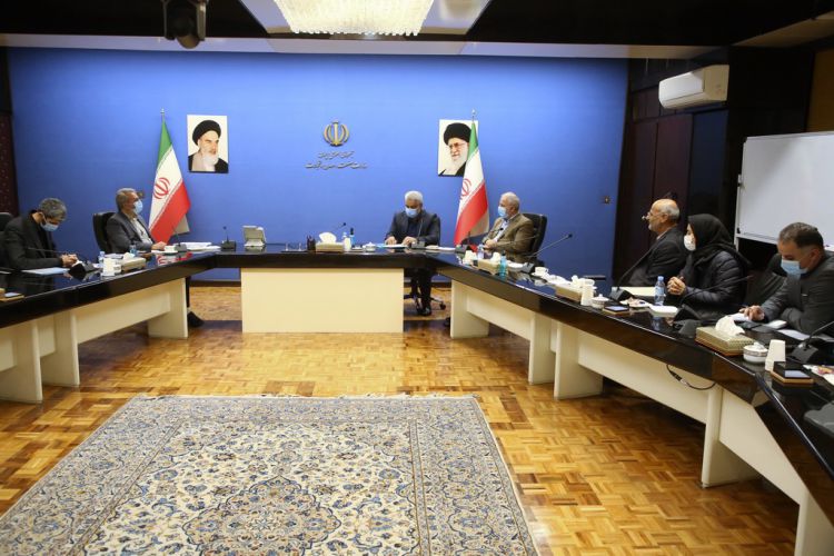  ` دیدار جمعی از نمایندگان مجلس شورای اسلامی با وزیر صنعت، معدن و تجارت