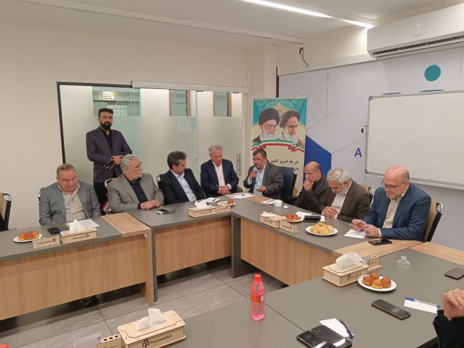 قول مساعد مسئولان برای رفع مشکلات تولیدکنندگان و بخش خصوصی در کشور قول مساعد مسئولان برای رفع مشکلات تولیدکنندگان و بخش خصوصی در کشور