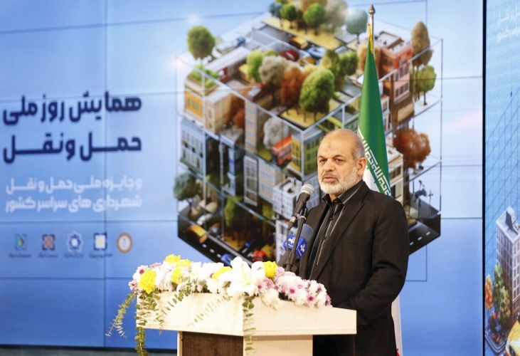 وزیر کشور: اتوبوس‌های تهران و کرج برقی می‌شوند/ مونوریل و تراموا در دست بررسی است