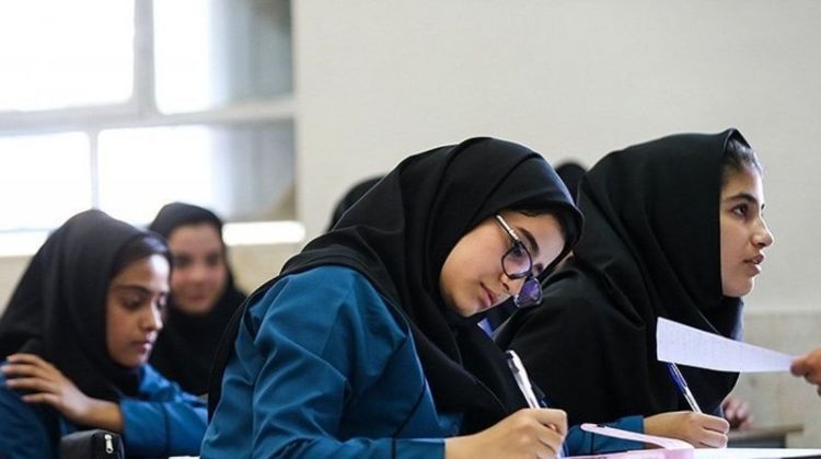 اعلام نتایج امتحانات پایه یازدهمی ها؛ امروز/ دانش آموزان به محض دریافت پیامک برای مشاهده نمرات مراجعه کنند