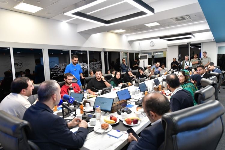 پاسخ به یک ابهام/ محاسبه حجم اینترنت همراه اول زیر ذرهبین خبرنگاران پاسخ به یک ابهام/ محاسبه حجم اینترنت همراه اول زیر ذرهبین خبرنگاران
