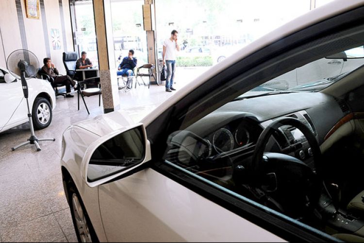 لغو اخذ هر گونه چک از ثبت‌نام خودروها با دستور سرپرست وزارت صمت