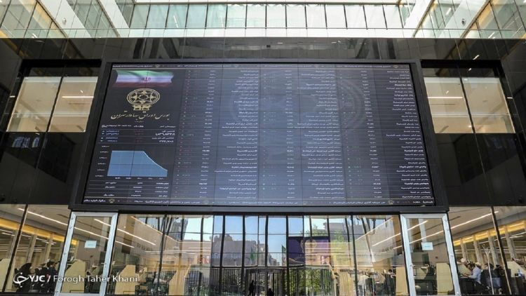 پذیرش خودرو در بورس کالا؛ آیا بازار سرمایه جان تازه می‌گیرد؟
