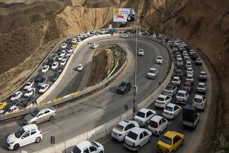 جاده چالوس برای چهارمین روز متوالی یکطرفه شد