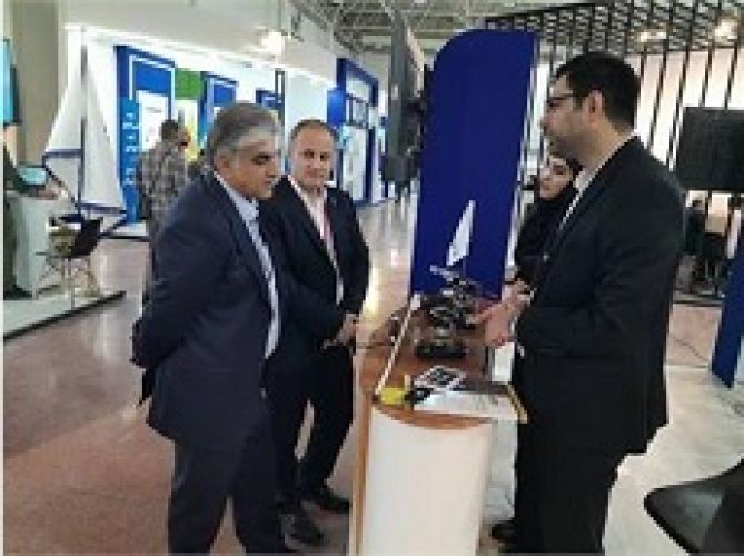 اقدامات آموزشی و پژوهشی با بهره گیری از فناوری اطلاعات پیگری می شود
