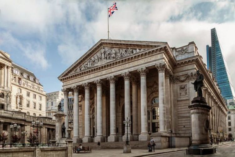 بانک مرکزی انگلستان: خطر بروز رکود به 33 درصد رسید