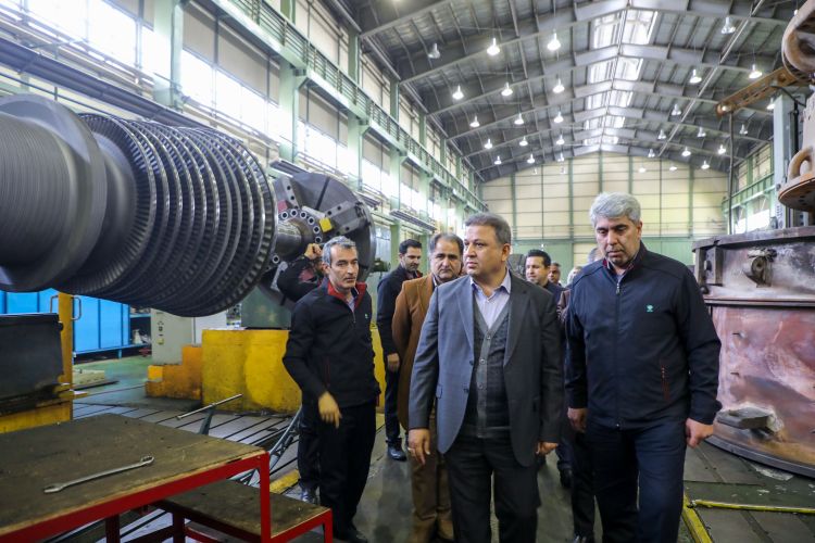 پیشرفت برنامه تعمیرات و بهینه‌سازی نیروگاه‌ها به 60 درصد رسید/ تأکید بر تسریع تعمیرات برای گذر موفق از پیک 1405