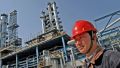 تولید پالایشگاه‌های نفت چین کاهش یافت