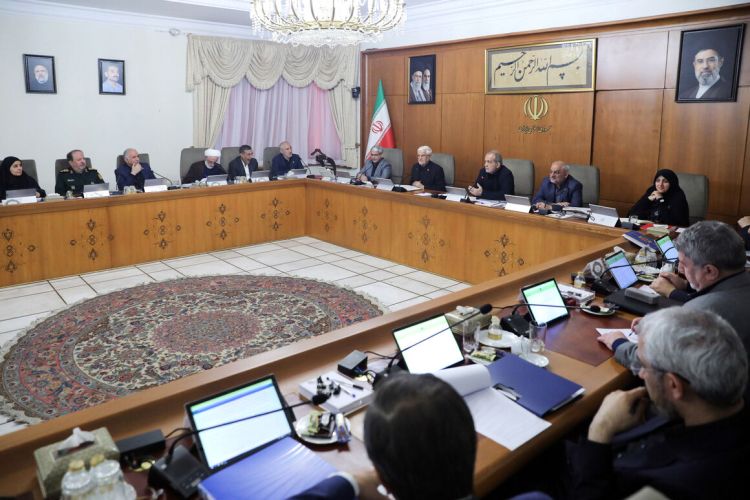 رئیسجمهوری از تلاشهای وزیر نفت و مجموعه صنعت نفت و گاز قدردانی کرد رئیسجمهوری از تلاشهای وزیر نفت و مجموعه صنعت نفت و گاز قدردانی کرد