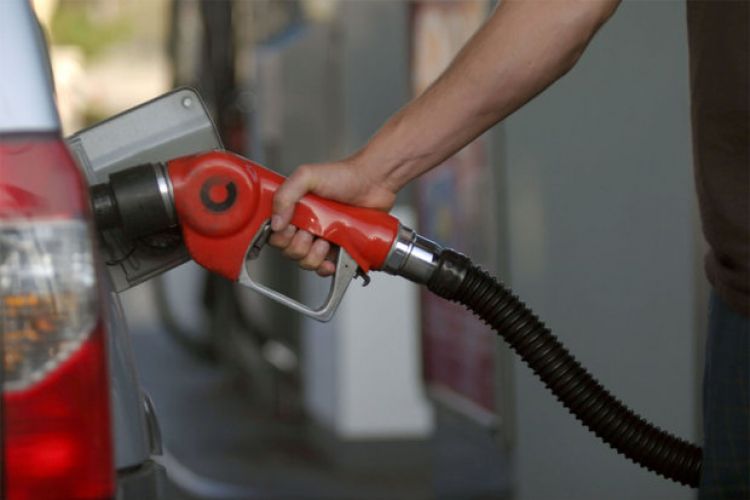 نظر رئیس کمیسیون انرژی مجلس درباره سهمیه‌بندی بنزین