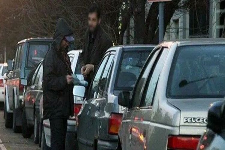 بازار سیاه جای پارک در تهران؛ قیمت‌ها از 150 تا 500 هزار تومان!