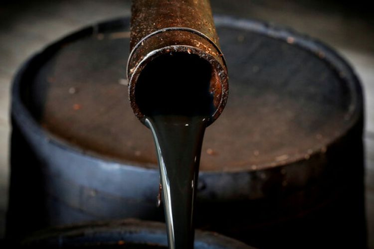 سقوط 7 درصدی قیمت نفت خام در یک هفته / برنت 65 دلاری شد