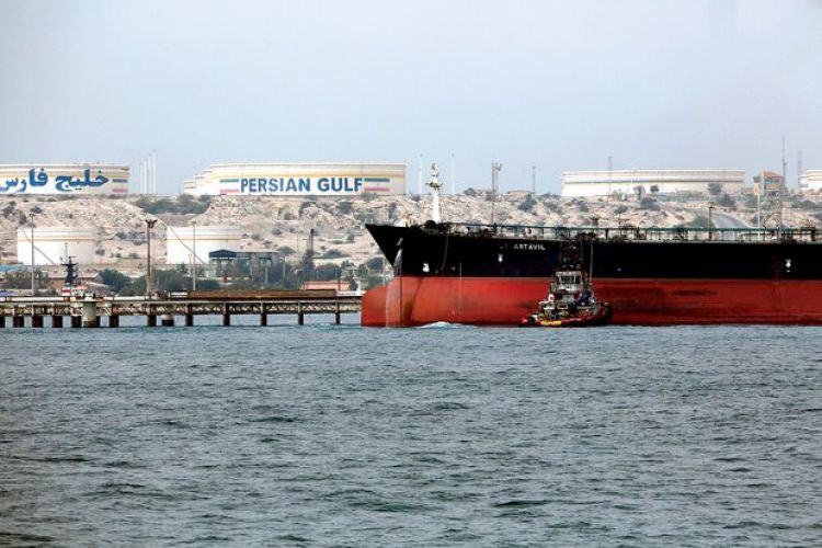  عرضه نفت از طریق بورس بر وزارت نفت تحمیل شد