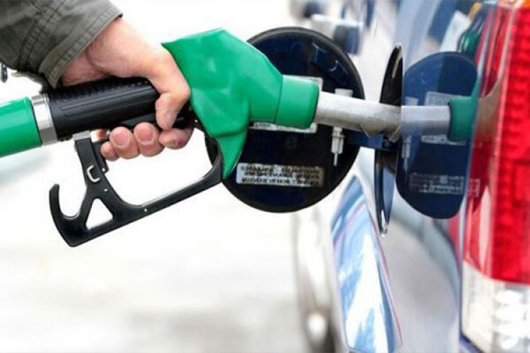 رییس شورای عالی استان ها: مصرف بنزین بعد از سهمیه‌بندی 19 درصد کاهش یافت