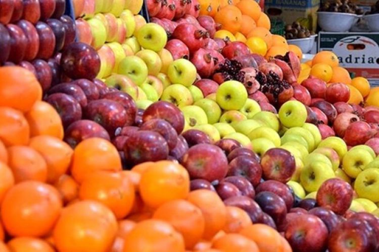   رکود در بازار میوه و تره بار / نوسان قیمت میوه