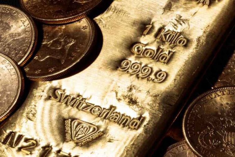    قیمت طلا 2 درصد سقوط کرد/ ششمین 3 ماهه رشد متوالی به ثبت رسید
