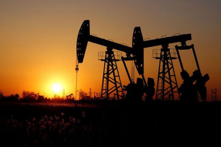 خیز قیمت نفت برای جهش هفتگی 9 درصدی / عبور برنت از مرز 43 دلار