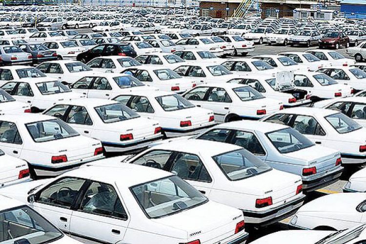 خودروسازان به دلیل زیان، تولید را افزایش نمی‌دهند/ میانگین ارزبری در هر خودرو 1800 دلار