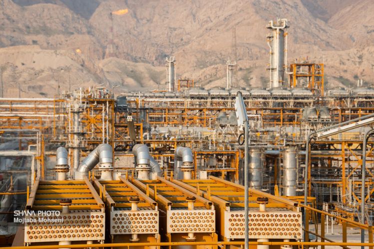 کمیته راهبردی بازسازی پالایشگاه‌های آسیب‌دیده پارس جنوبی تشکیل شد