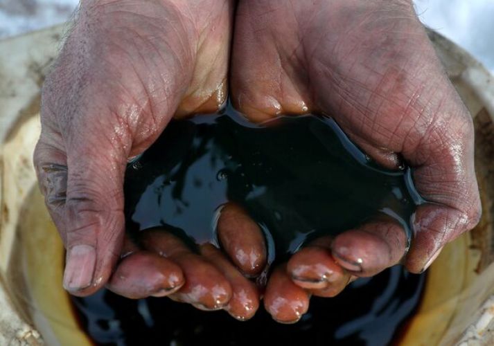 افزایش 1 دلاری قیمت نفت در بازارهای جهانی