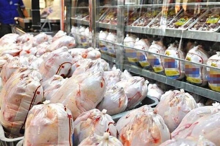  تولید مرغ از نیاز کشور پیشی گرفت/ آرامش بازار در شب عید