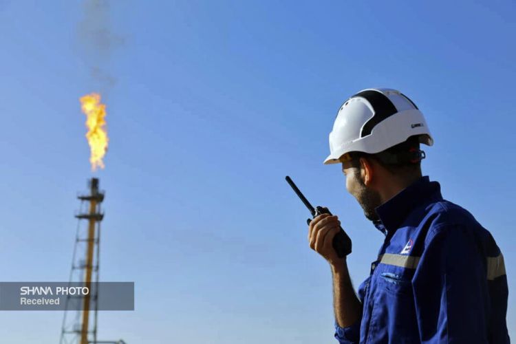 12 قرارداد جمعآوری گازهای مشعل امضا میشود 12 قرارداد جمعآوری گازهای مشعل امضا میشود