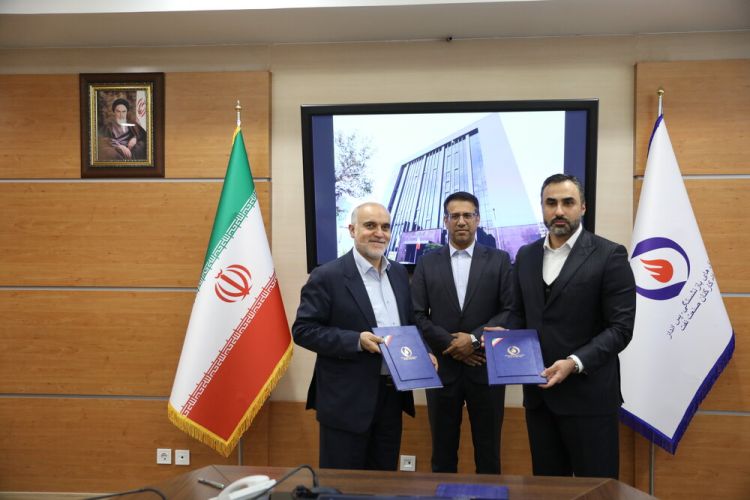 دکتر حسینزاده: ورود صندوقها به خدمات رفاهی مسکن؛ نقطه عطفی در تاریخ سبد خدماتی است دکتر حسینزاده: ورود صندوقها به خدمات رفاهی مسکن؛ نقطه عطفی در تاریخ سبد خدماتی است