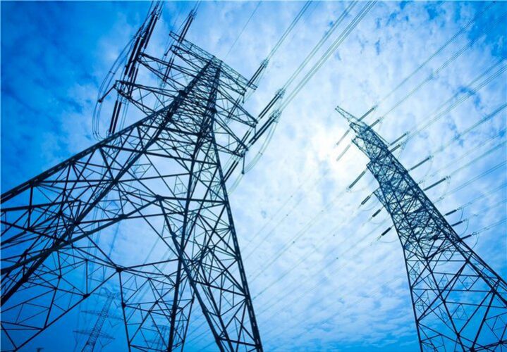 تولید 2 هزار مگاوات برق در صنایع تا شهریور 1403