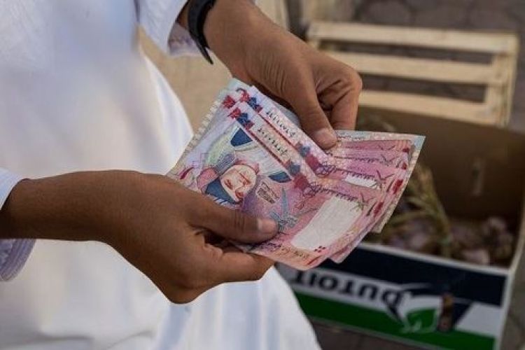 ردیابی دلار در عمان