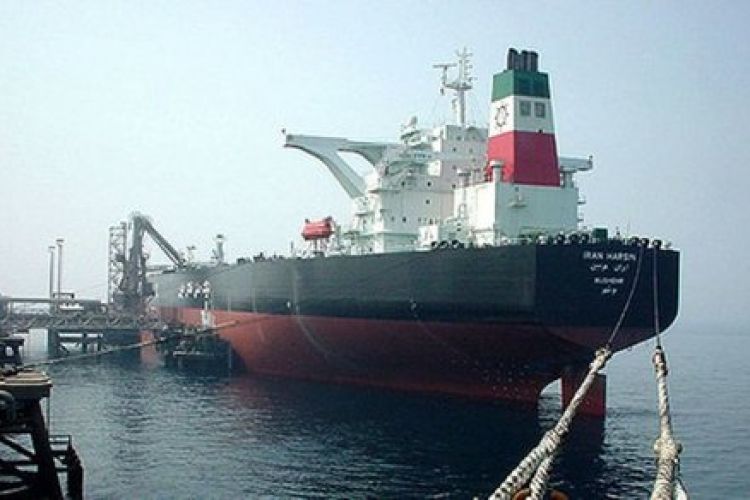 ایران چندبشکه نفت،در کشتی های روی آب دارد؟