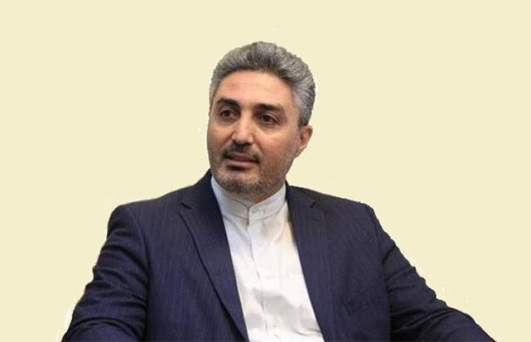 انتقاد عضو کمیسیون اقتصادی از سازمان بورس در حاشیه نمایشگاه صنعت مالی