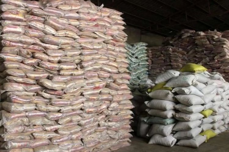 قیمت جدید کالاهای اساسی؛ برنج هندی و ایرانی با چه رقمی عرضه میشوند؟ قیمت جدید کالاهای اساسی؛ برنج هندی و ایرانی با چه رقمی عرضه میشوند؟