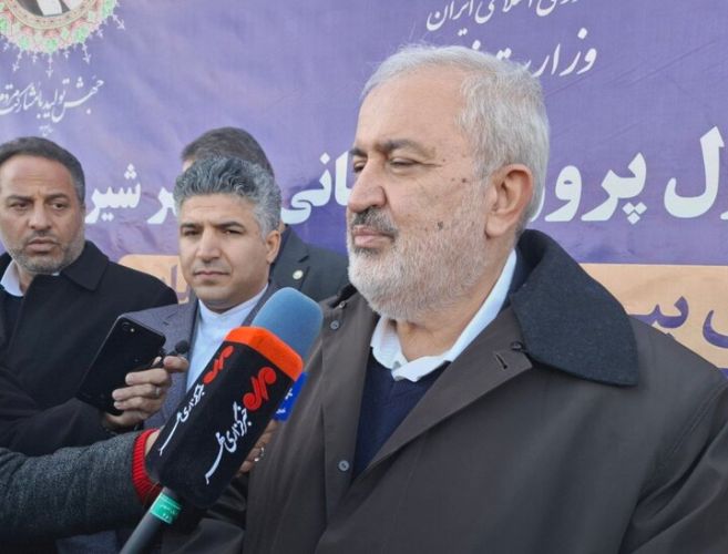 توضیحات وزیر نیرو: معاملات آب از طریق بورس در راه است توضیحات وزیر نیرو: معاملات آب از طریق بورس در راه است