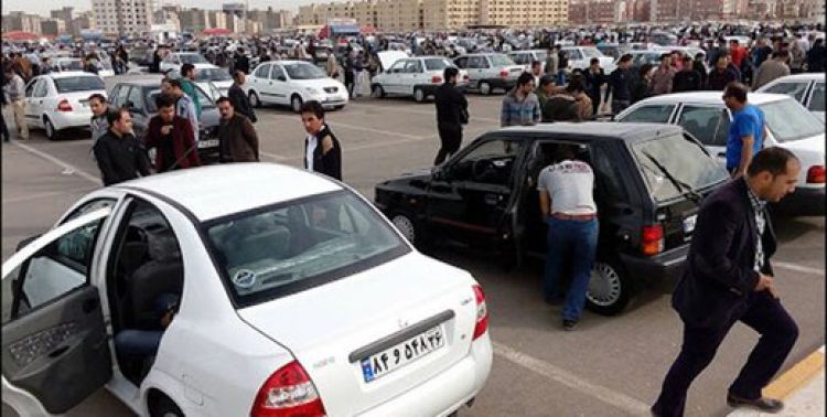 مقاومت خودروسازان خصوصی در ارائه تحلیل قیمت‌ خودروها/وزارت صمت تخلفات را به دادستانی اعلام کند