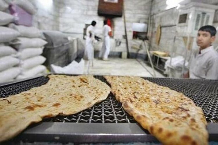 کاهش ساعت کار نانوایی / وزارت جهاد کشاورزی: کمبود آرد شایعه است
