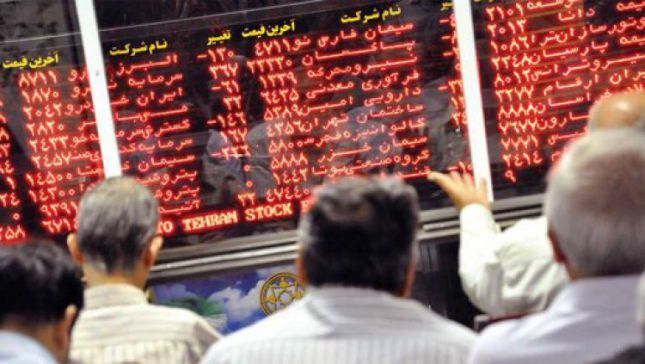  کمک دولت سیزدهم در بازگشت اعتماد به بورس/ مسیر بازار سهام تا پایان سال به کدام سمت است؟