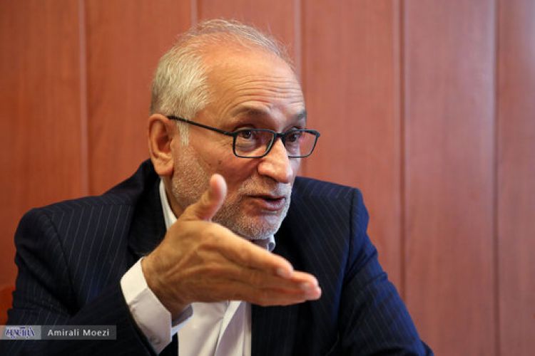 حسین مرعشی:حذف ارز4200تومانی تورم شدید بدنبال دارد/اقتدار قوه قضاییه آنقدر هست که 11میلیارد دلار ارز تلف شده را برگرداند