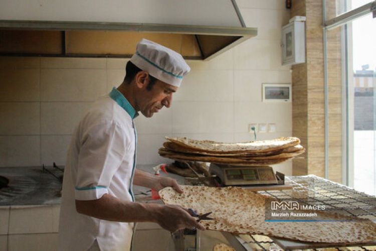 گرانی غیررسمی نان/ خواست نانواها افزایش 70درصدی قیمت هاست!