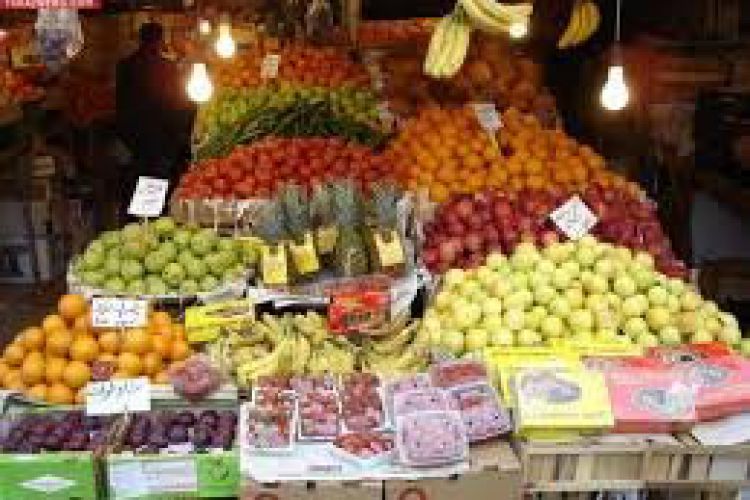 کاهش 85 درصدی قیمت میوه های نوبرانه/ تغییر فصل دلیل افزایش قیمت انبه
