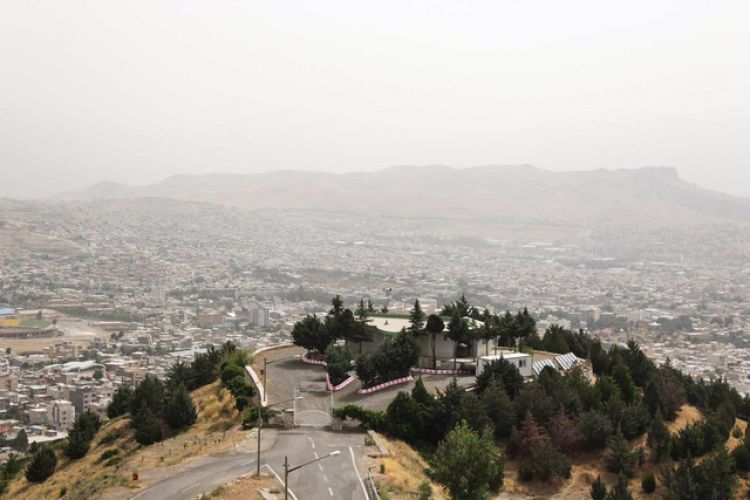 آلودگی هوا همچنان مهمان کلانشهرها؛ وضعیت تا سه‌شنبه بحرانی است