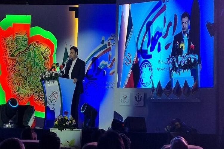 بحران جمعیتی؛ کاهش ازدواج و نگرانیها درباره سقط جنین و سالمندی بحران جمعیتی؛ کاهش ازدواج و نگرانیها درباره سقط جنین و سالمندی