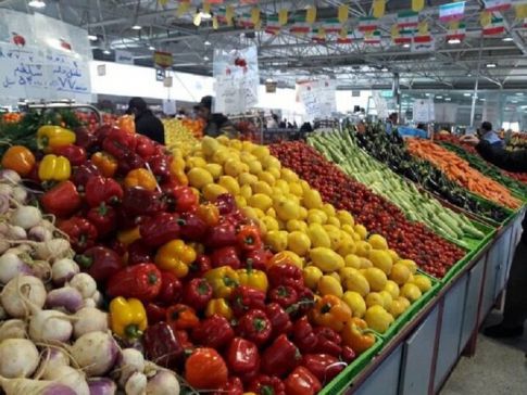 افت قیمت چشمگیر میوه در کرمانشاه به دنبال کاهش خرید از سوی مردم