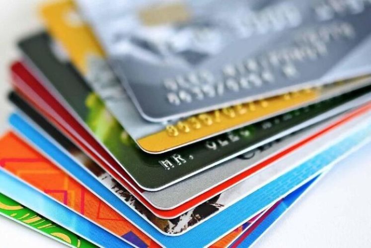 کارت‌ بانکی بستگان؛ ترفند اصناف برای دور زدن مالیات!