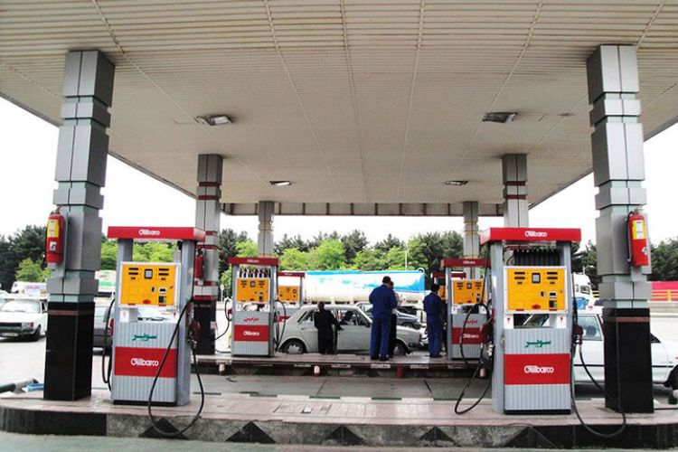 دستورالعمل‌ جدید برای جایگاه‌های سوخت/ فروش بنزین به این روش ممنوع شد